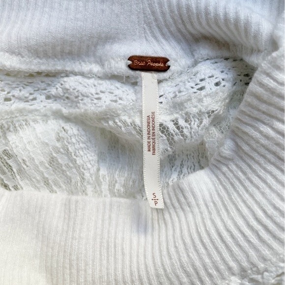 Free People Spring Valley Thermal Tee Lace Inset Oversized Raw Hem Size Small - Picture 8 of 11